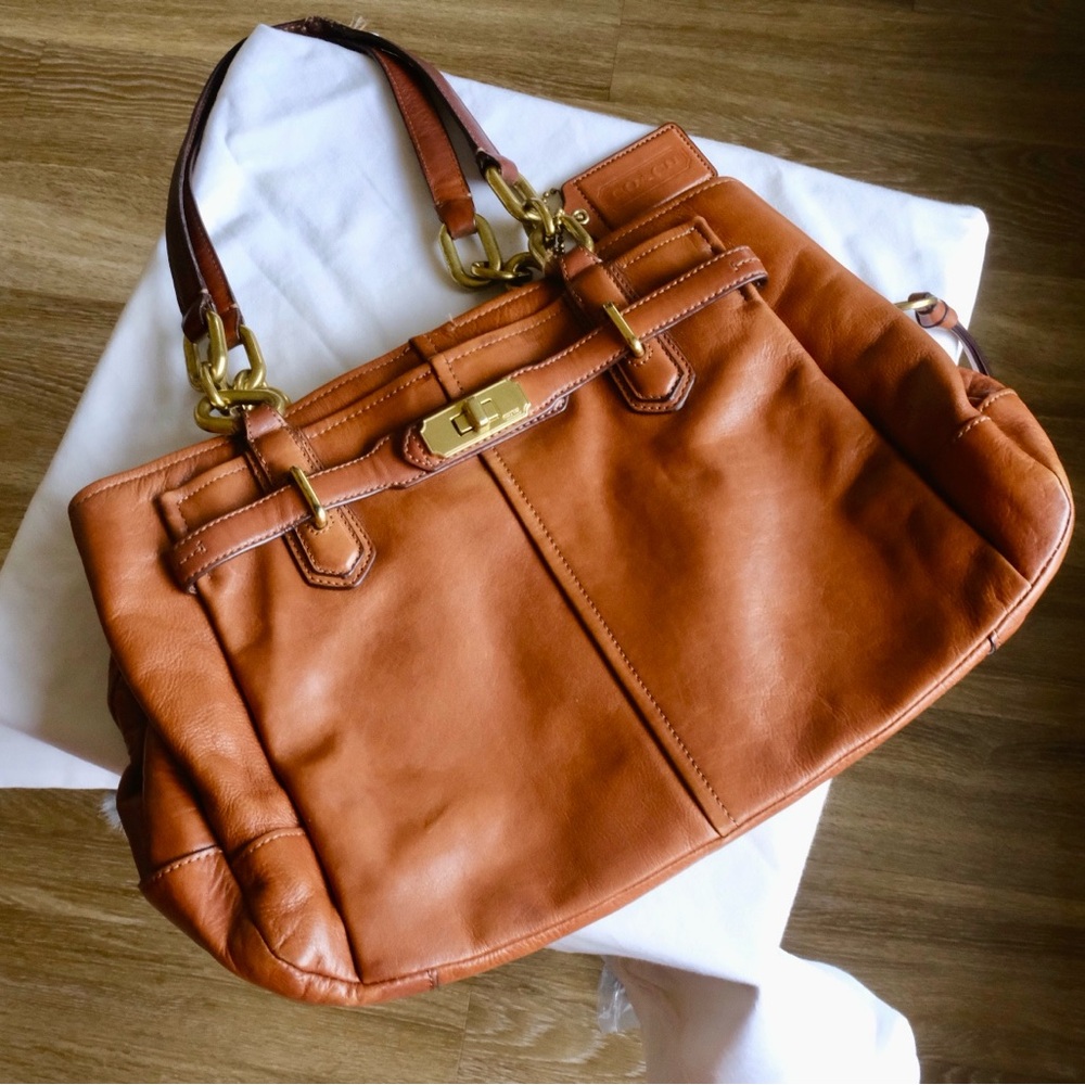 Coach Chelsea Leather Jayden Carryall Tote